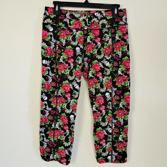 Betsey Johnson Skull Rose Floral Active 